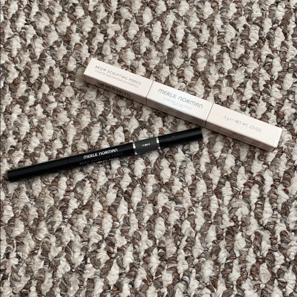 Merle Norman Brow Sculpting Pencil “Grey”